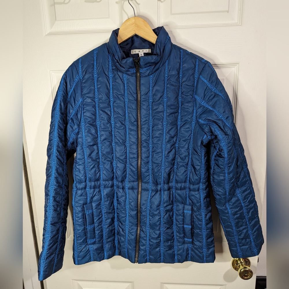 Cabi blue puffy quilted zip front coat with drawstring waist size medium
